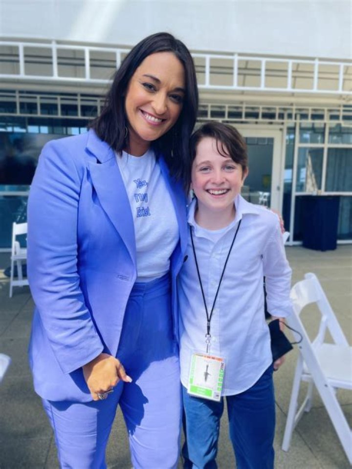 Sara Tomko on Twitter "Happy EPISODE dayyyyyy (8th & semifinal!) come