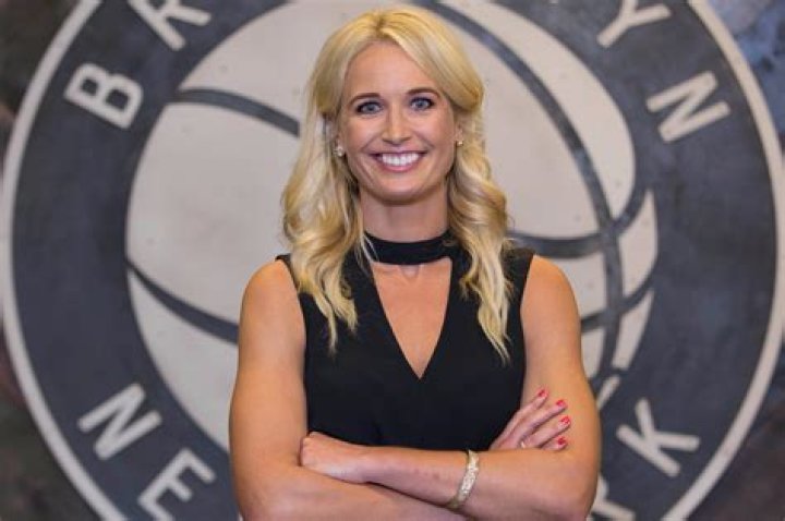 Sarah Kustok staying with Nets on YES after Clippers pursuit