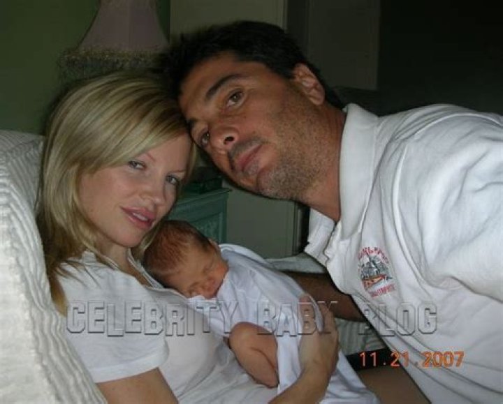 SCOTT BAIO AND FAMILY Scott baio, Celebrity families, Scott