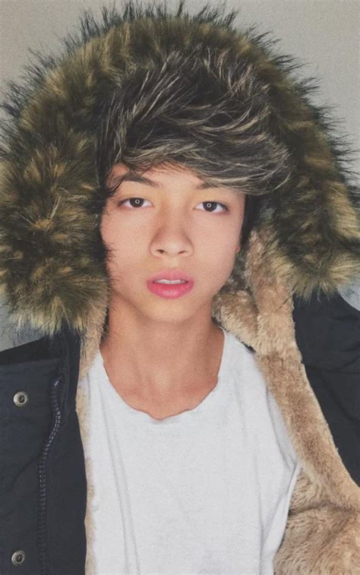 Sebastian Moy Height, Age, Bio, Weight, Net Worth, Facts and Family