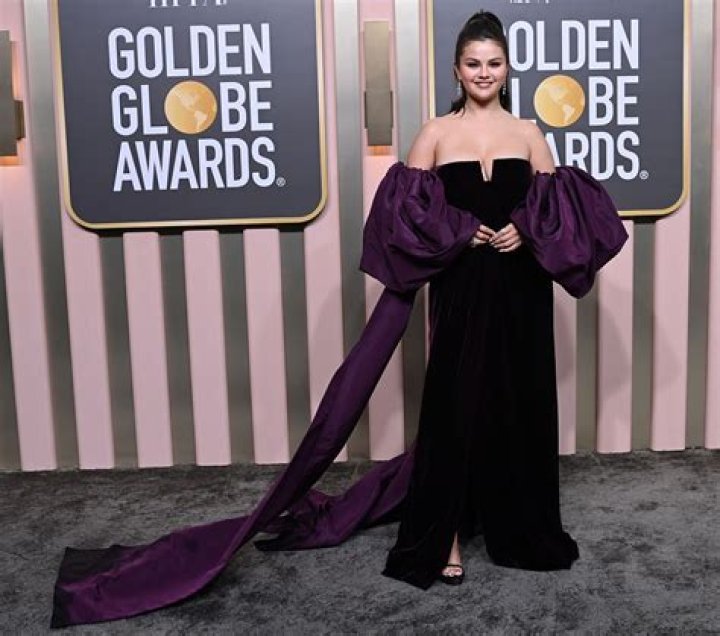 Selena Gomez Pregnant Belly 2022