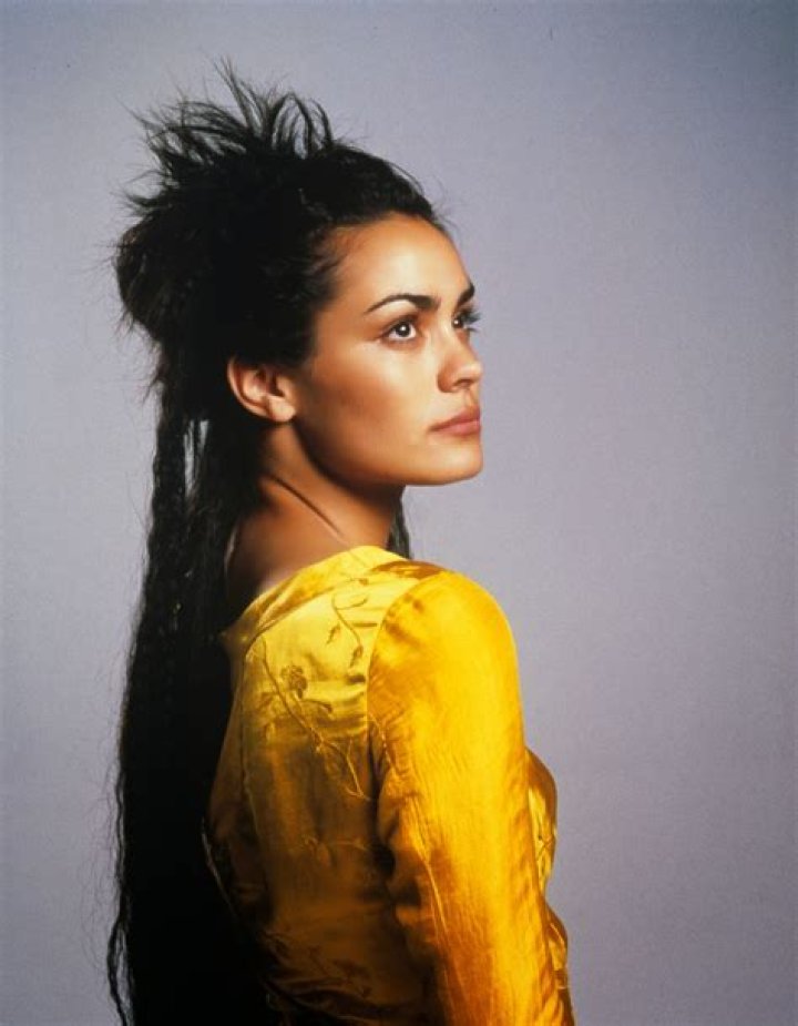 Shannyn Sossamon summary Film Actresses