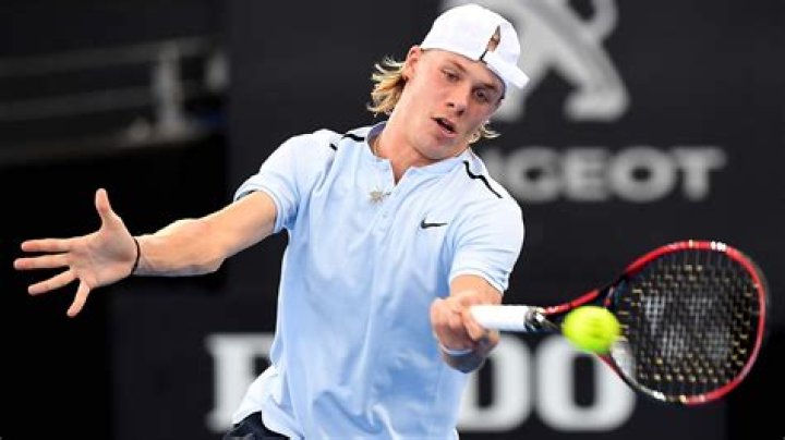 Shapovalov opens 2018 season with firstround loss in Australia