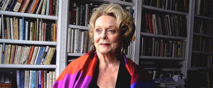 Shirley Douglas Is Survived by 3 Kids, Including Kiefer Sutherland and