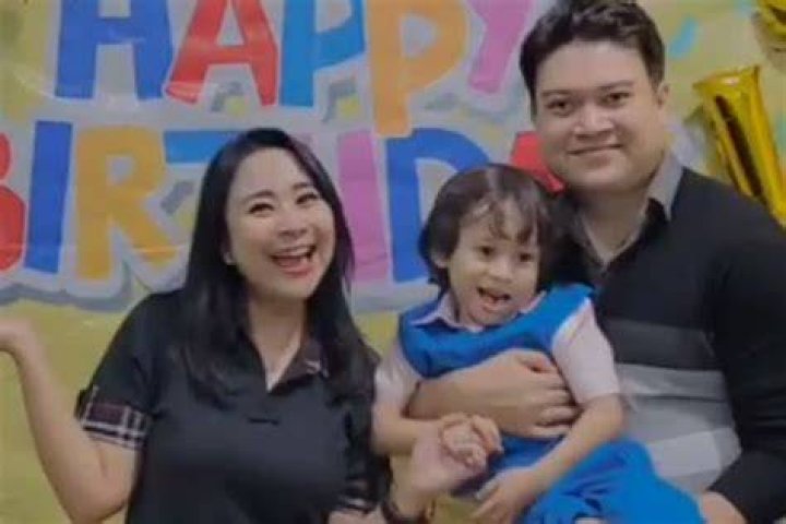 Siapa Suami Chikita Meidy? Intip Biodata Indra Adhitya Suami Mantan