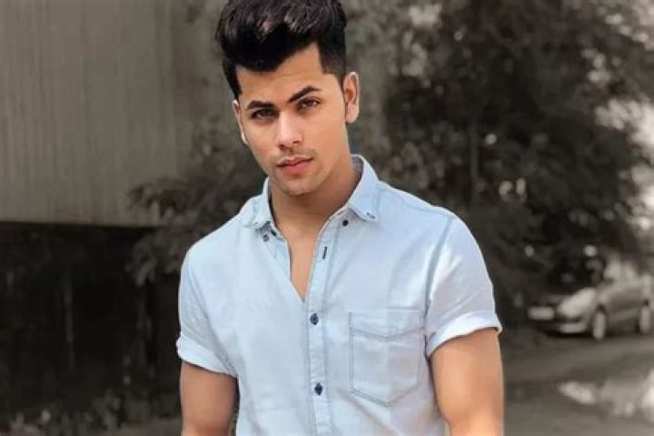Siddharth Nigam Net Worth 2023 Salary, Age, Girlfriend