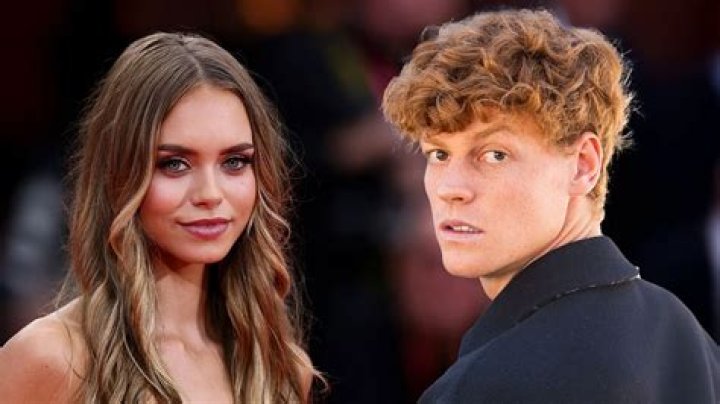 Sinner e il flirt con Maria Braccini. Piatti "Jannik &egrave; concentrato sul