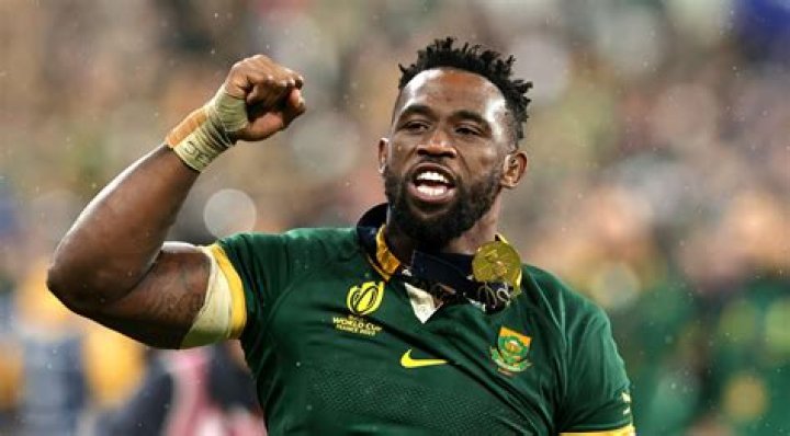 Siya Kolisi's Dad is Flying Overseas for First Time, To Watch His Boy