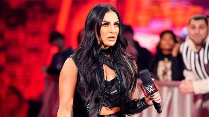 Sonya TisseraIsaacs Net Worth (2023) wallmine AU