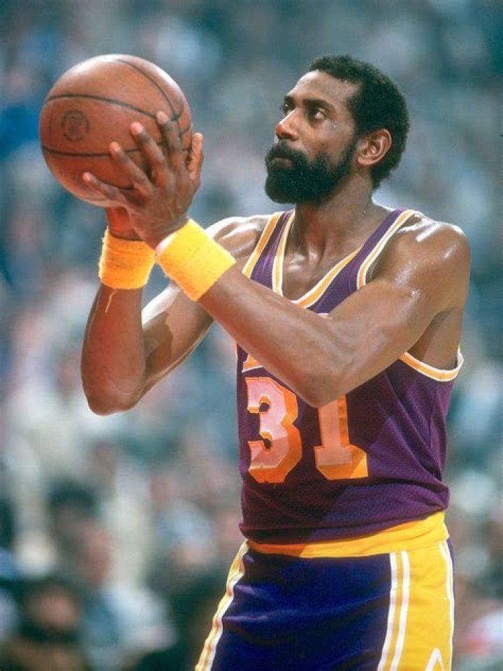 Spencer Haywood's Hall of Fame eyes opened by fiery Jesse Owens speech