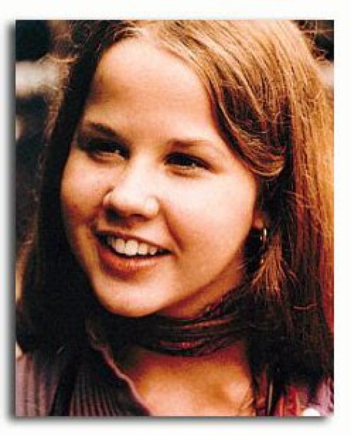 (SS2199210) Movie picture of Linda Blair buy celebrity photos and