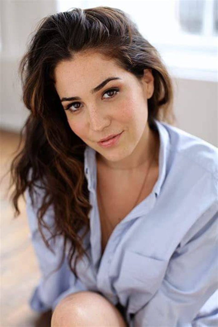 Stephanie sigman biography wiki age height boyfriend more Artofit