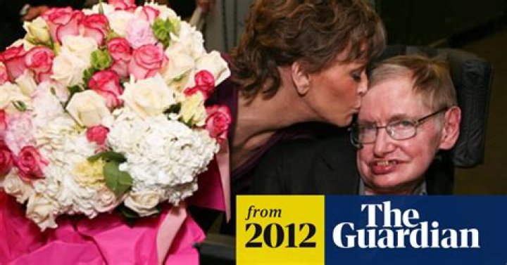 Stephen Hawking admits he finds women 'a complete mystery' Stephen