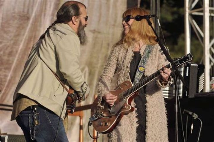 Steve Earle on Ex Allison Moorer and Caring for Son with Autism