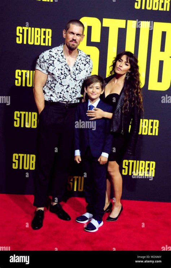 Steve Howey Son