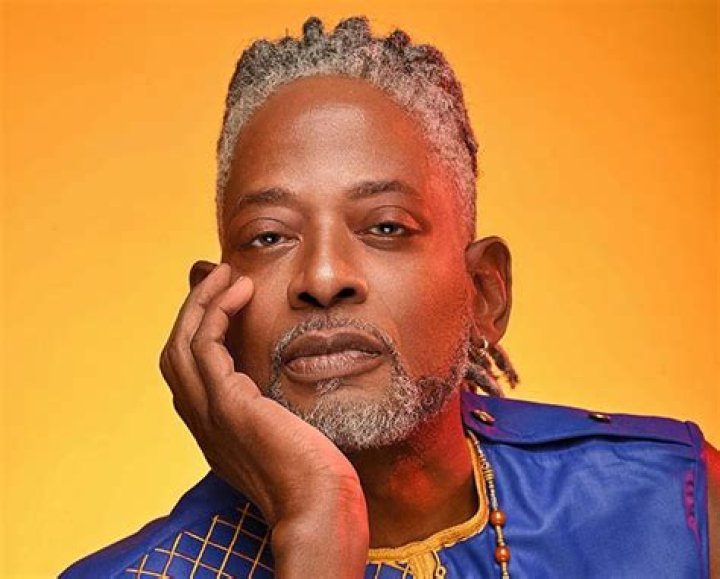 T. C. Carson Everything You Need to Know The Frisky