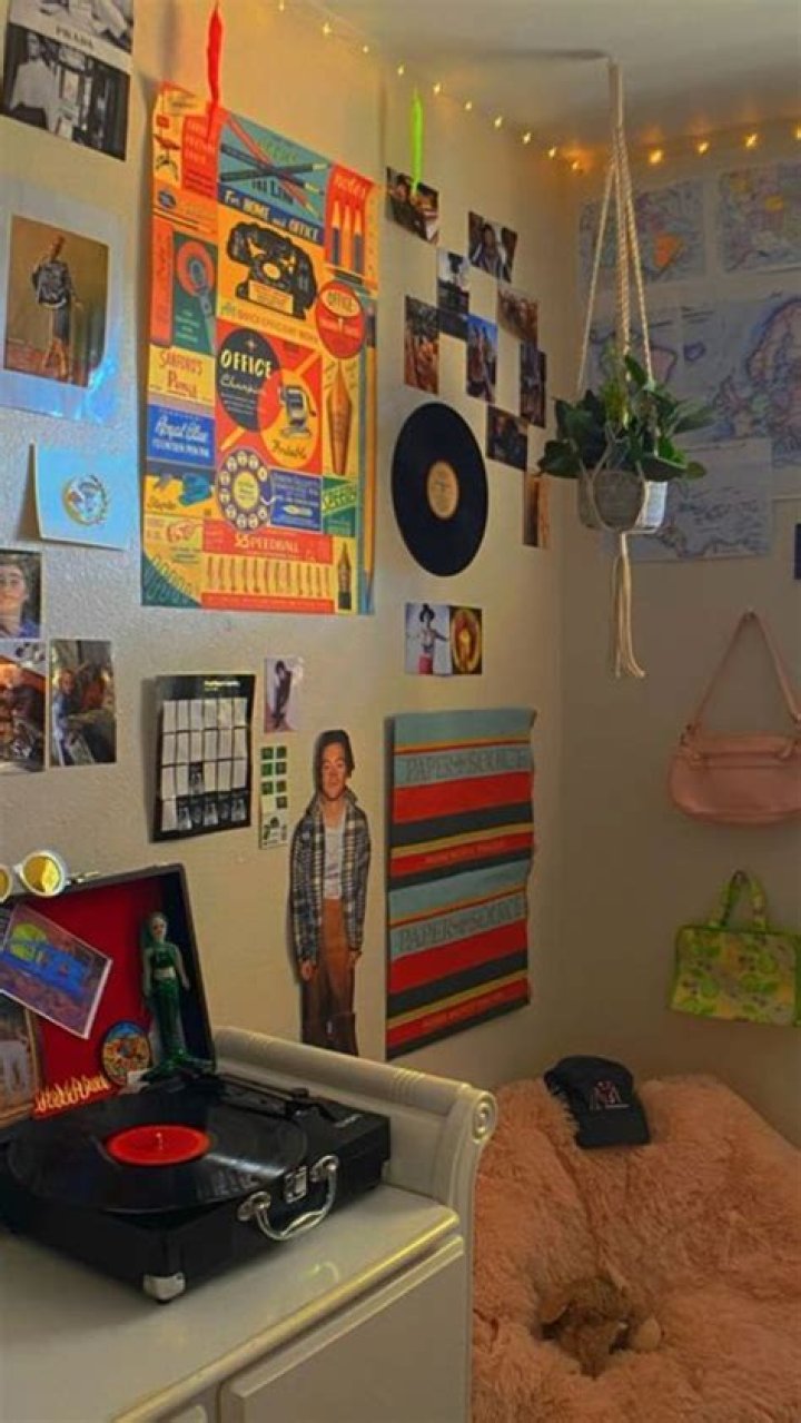 Take a Peek Inside 80s Singer Toni Basil's Eclectic LA Home! Closer