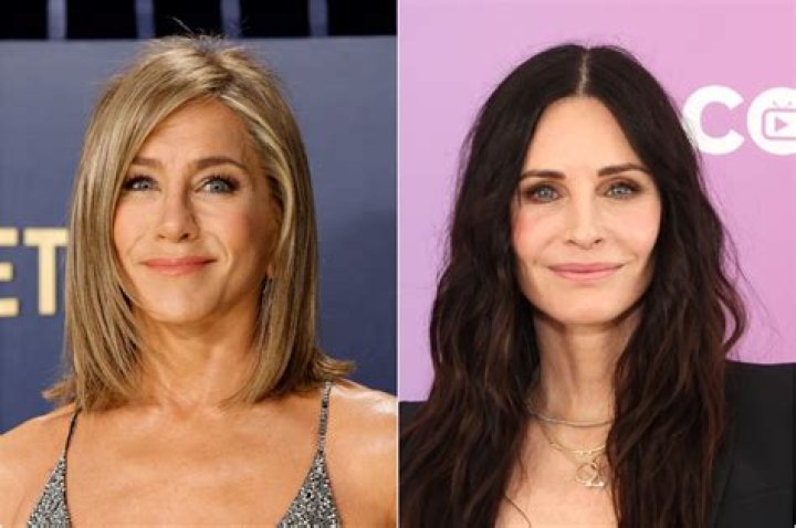 TayTay vs Jennifer Aniston Page 4