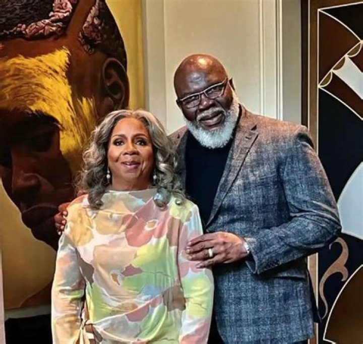 T.D. Jakes&rsquo; Profound Note to his Son Drips of Fatherly Love & Guidance