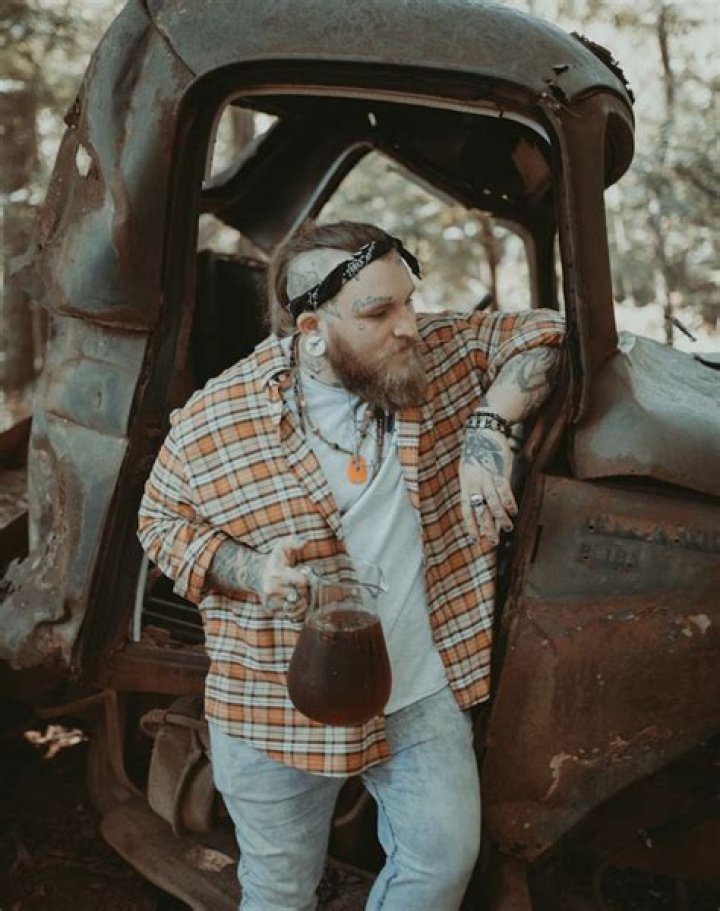 Teddy Swims Dedicates Cover Of Shania Twain's "You're Still The One" To