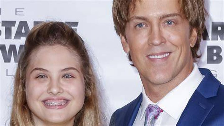 The Truth About Dannielynn Birkhead's Relationship With Dad Larry