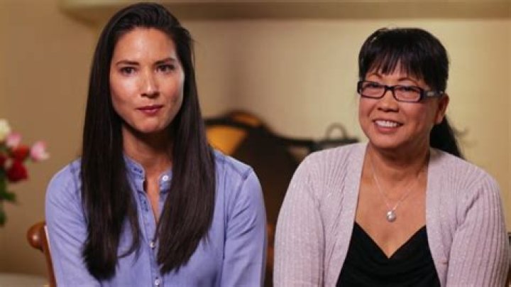 Theresa Reads Olivia Munn's Skeptical Mother YouTube