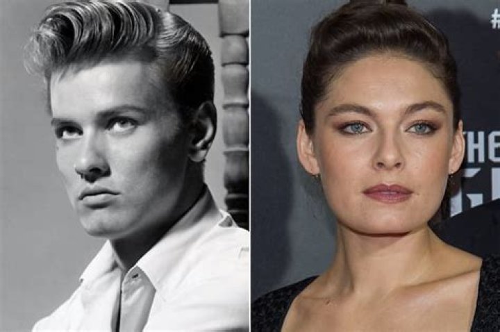 These Grandchildren Are Surprisingly Identical To Their Famous