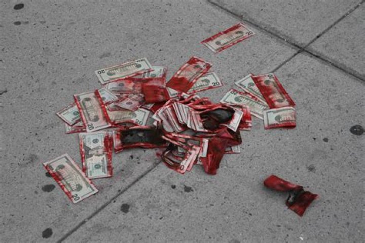 Thieves caught after dye pack explodes in bank heist