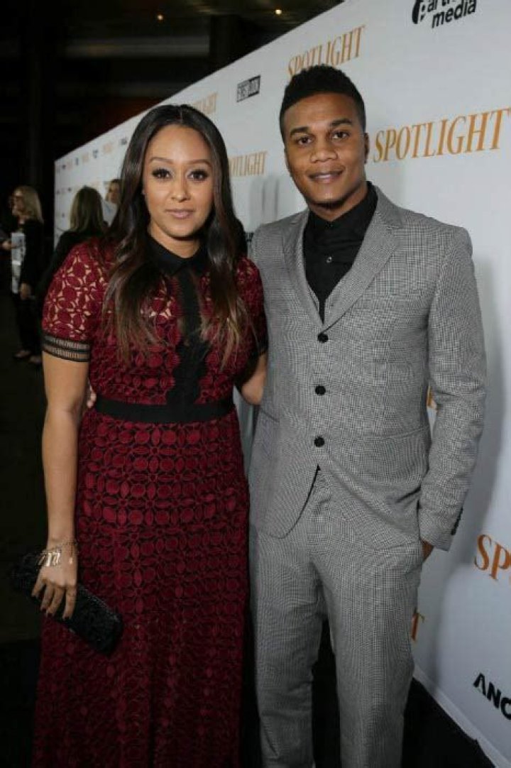 Tia Mowry Height, Weight, Age, Bio, Figure, Net Worth & Wiki