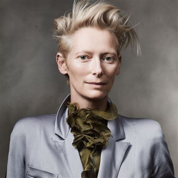 Tilda Swinton's feet by ChipmunkRaccoonOz on DeviantArt
