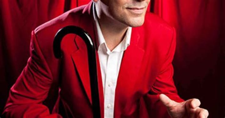 Tim Ferguson apologises for 'vile bullying campaign' against journalist