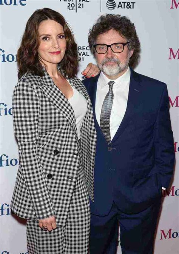 Tina Fey Husband, Age, Height, Career, Relationships, Net Worth, Social