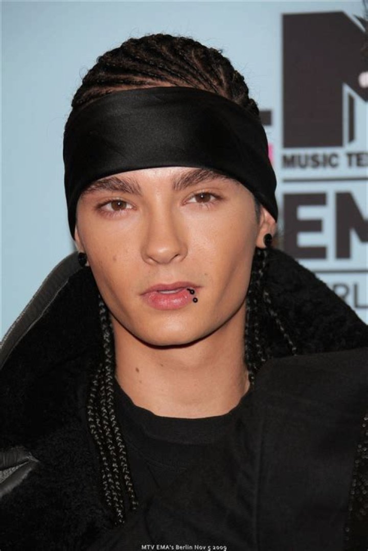 Tokio Hotel Bill Kaulitz Tom Kaulitz Bio Net Worth Musician Affair