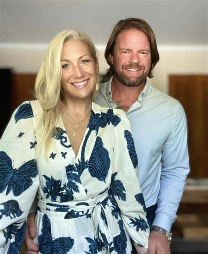 Tom & Jen Satterly A Delta Force Operator's Mission to Survive on the