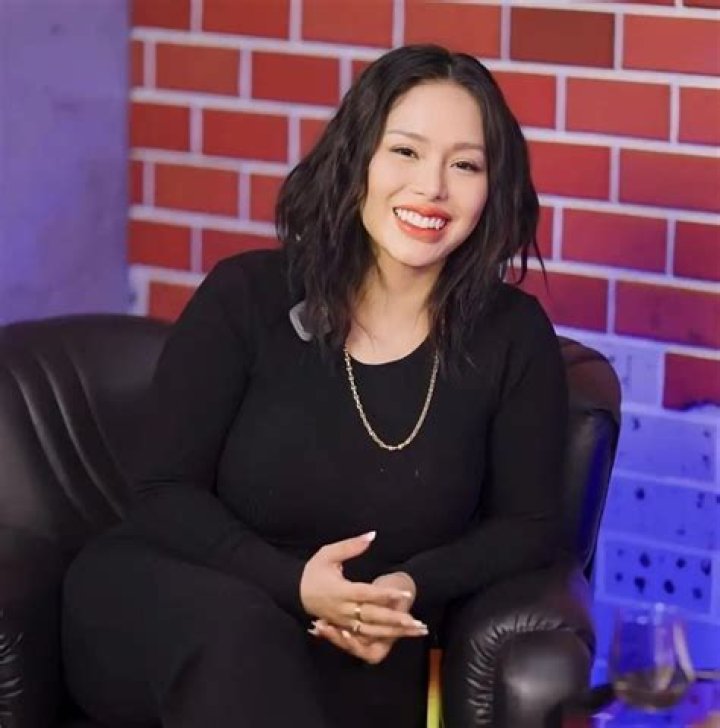 Toni Fowler Biography, Wiki, Age, Height, Family, Husband, Vlog, Net Worth