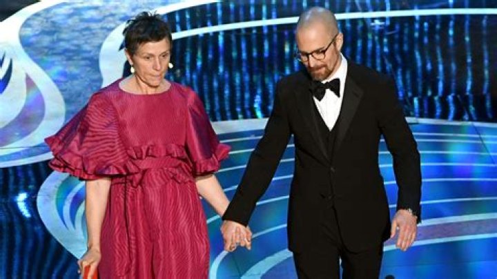 Tourist Wind Impfung frances mcdormand pedro mcdormand coen Walze Hand