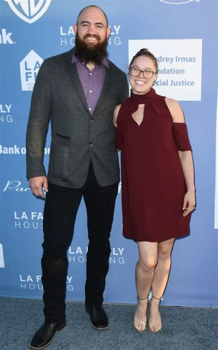 Travis Browne Net Worth Wife Famous People Today