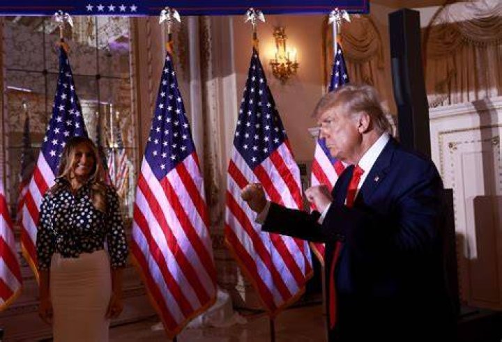 Trump denies he's struggling to build legal defense team
