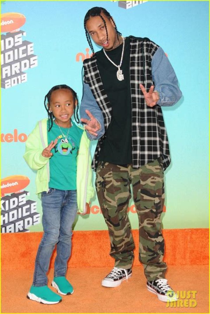 Tyga Brings His Son King Cairo to Kids' Choice Awards 2019! Photo