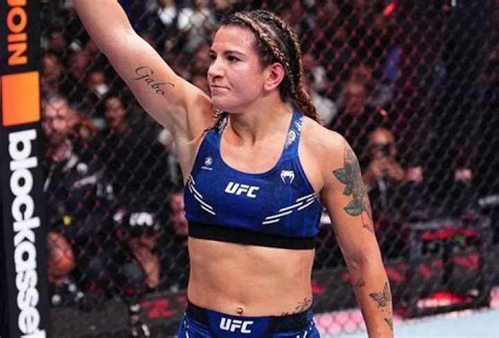 UFC Paris Who is Ailin Perez?