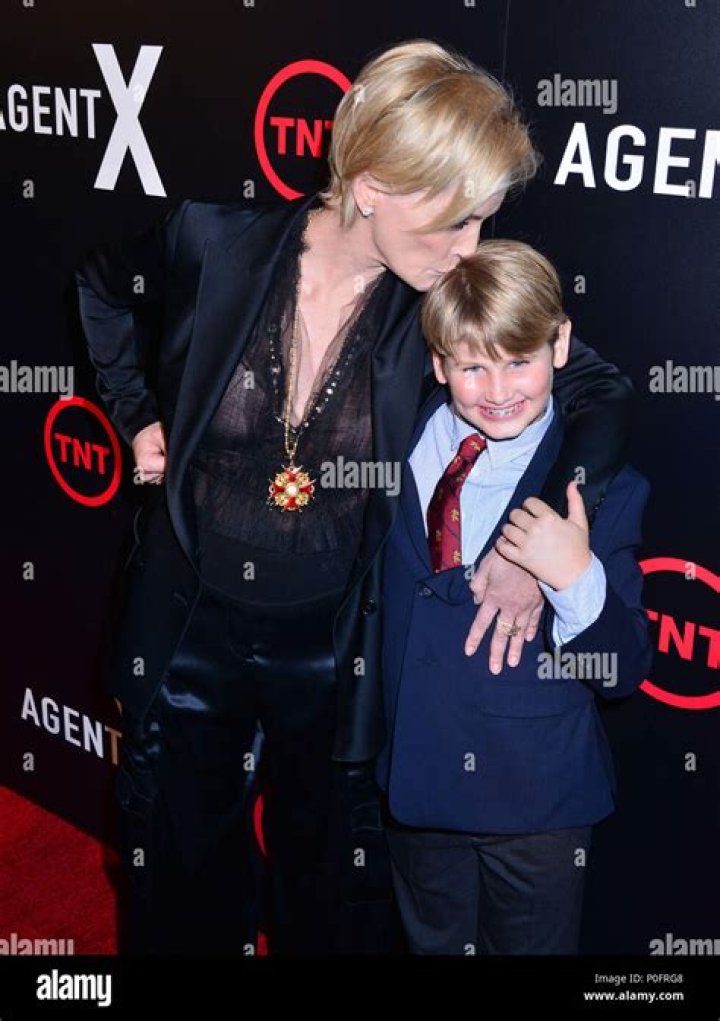 Un Sharon Stone, Laird Vonne Stone 019 &agrave; l'Agent X Premi&egrave;re &agrave; l'h&ocirc;tel