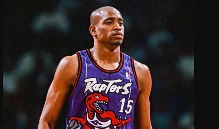 vince carter old raptors Google Search in 2020 Nba pictures