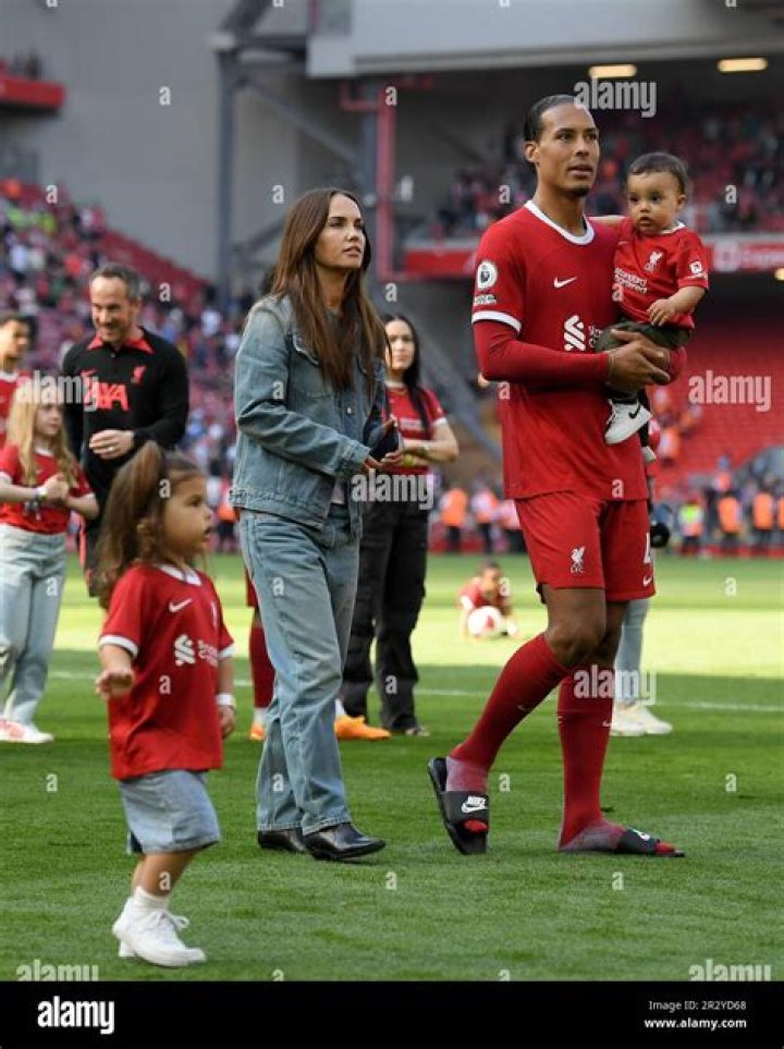 Virgil Van Dijk&rsquo;s Family Parents, Siblings, Wife & Kids