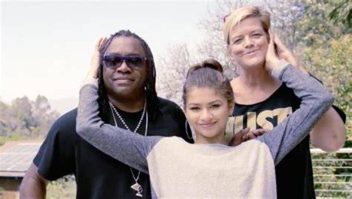 Watch Zendaya Explore Her Family Tree for Immigrant Heritage Month