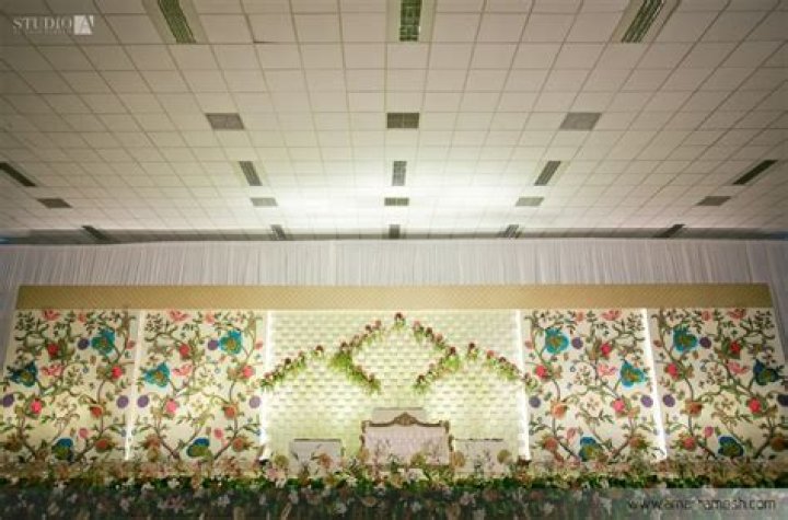 wedding decor decorideas weddinginspiration flowers colours