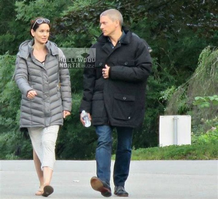 Wentworth Miller and Sarah Wayne Callies Prison Break Quotes, Prison
