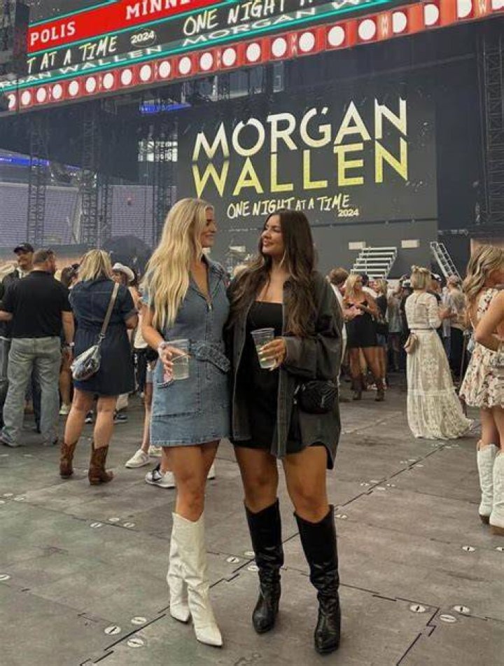 Whitney Wren & wallen? r/MWWives