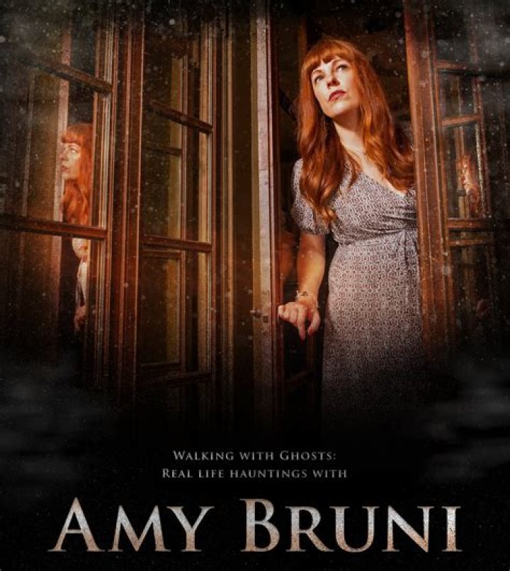 Who are Amy Bruni and Adam Berry? Meet 'Kindred Spirits' paranormal