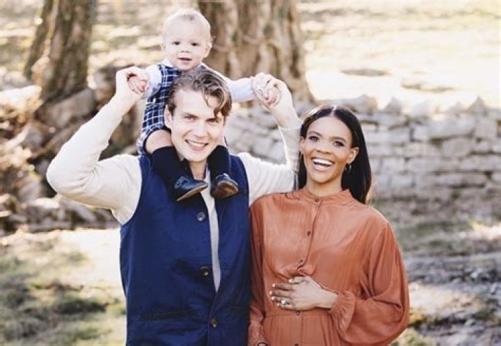 Who are Candace Owenss Parents? Candace Owens Biography, Parents Name