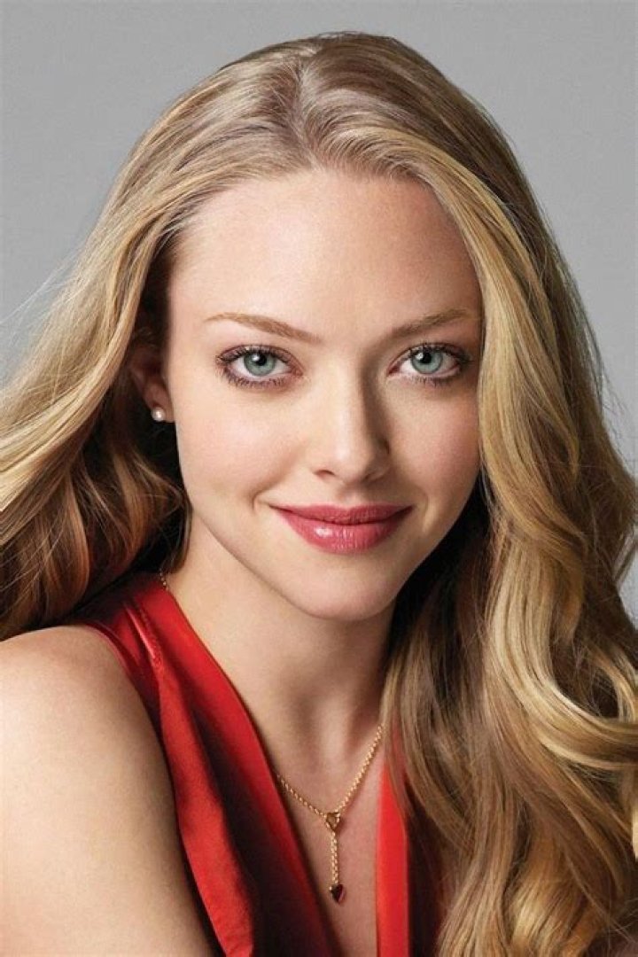 Who Is Amanda Seyfried's Husband Thomas Sadoski? POPSUGAR Celebrity UK